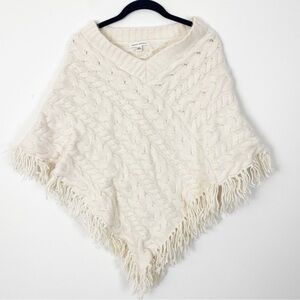 BANANA REPUBLIC Lambswool Angora Fuzzy Fringe Poncho Sweater M/L Cream Ivory